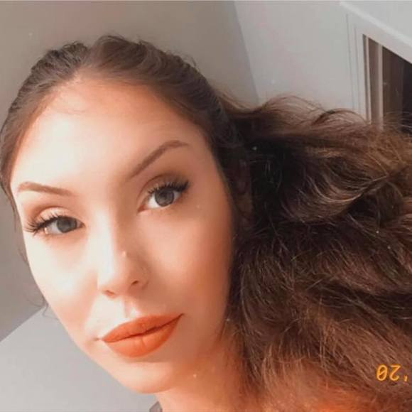 Meet your Posher, Katelynn - Picture 1 of 1